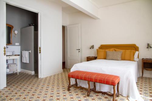 Postel nebo postele na pokoji v ubytování Bell Plançó B&B