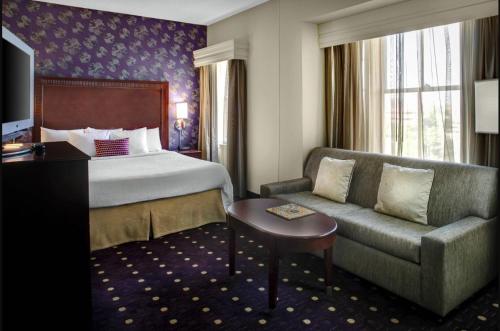 Imagen de la galería de Courtyard Kansas City Country Club Plaza, en Kansas City