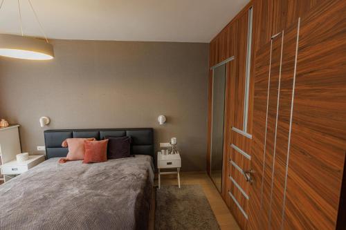 Penthouse Deluxe Apartment - Free Parking, Roof Garden 1134 Budapest, 8 Lőportár utca 5.em. 2. kép - 3