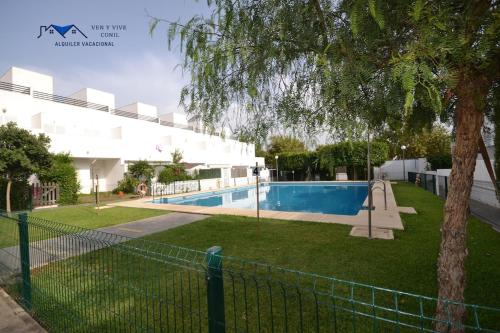 Adosado Familiar con Piscina y Terraza
