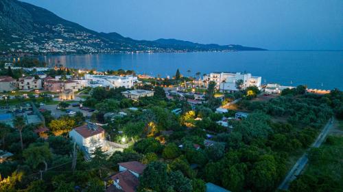 Gallery image of Planet Seaside Apartments in Kalamata