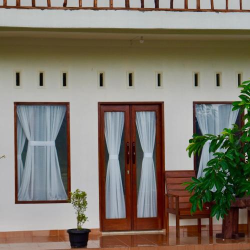 Balkoni atau teres di Sumatra Expedition Lodge