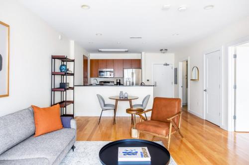 Gallery image of Fenway 1BR w Gym steps from Fenway Park BOS-375 in Boston