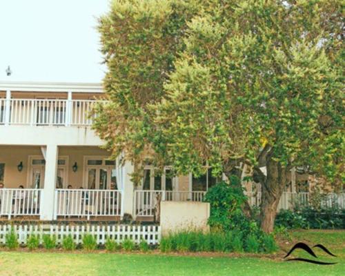 Taman di luar The Dunes Keurboomstrand Plett