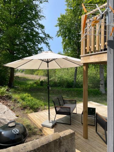 Ein Garten an der Unterkunft TinyHouze