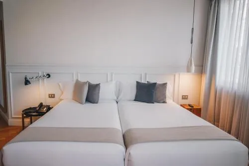 Dear Hotel Madrid photo 4
