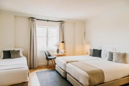 Dear Hotel Madrid Image