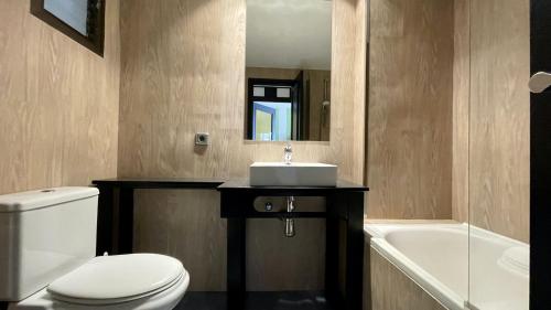 Salles Beach 02