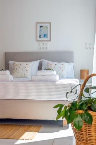 Theseus Zen Heraklion Downtown Suite