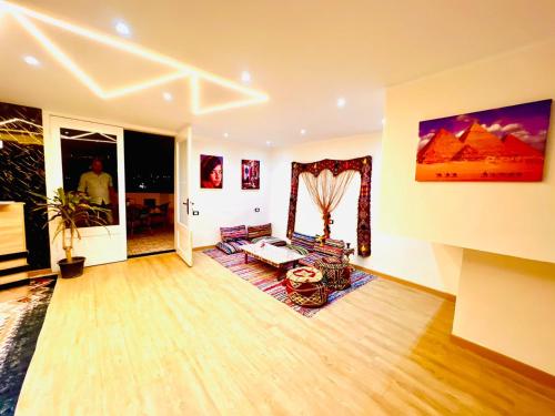 Pyramids View & GEM view Boutique休息區