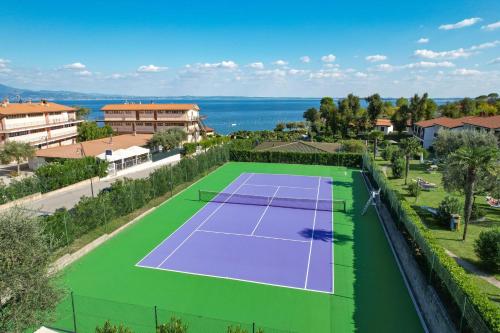 Теннис и/или сквош на территории Apparthotel San Sivino или поблизости