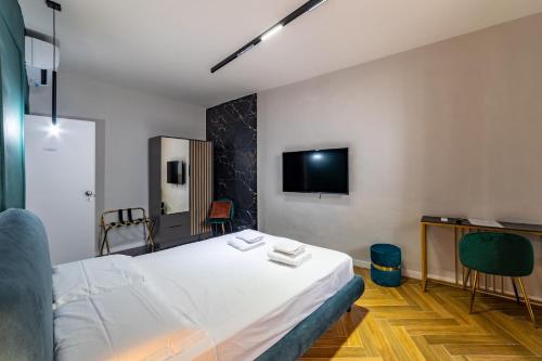 Room Eleven