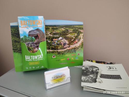 two boxes sitting on top of a table at Agroturystyka Robinia in Bałtów
