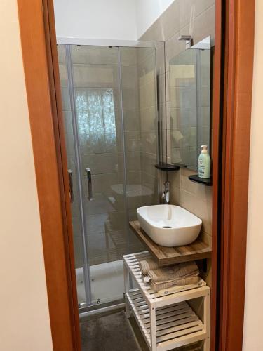 Ένα μπάνιο στο BibiHouse