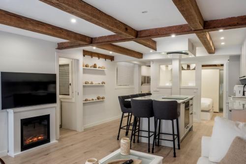 O bucătărie sau chicinetă la Casa MIMOSA Vigo