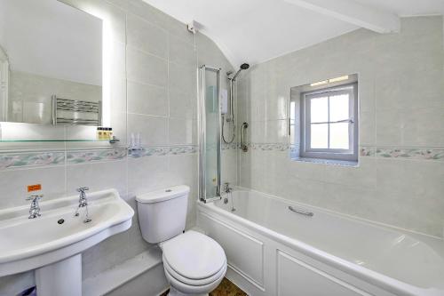 Ένα μπάνιο στο Finest Retreats - Cleveland Hall Apt