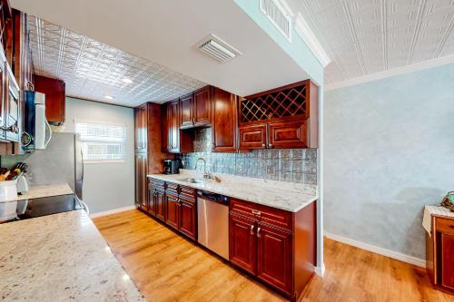 Dapur atau dapur kecil di Island Time