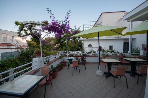 Φωτογραφία από το άλμπουμ του Hotel Villa Cecilia στην Ίσκια