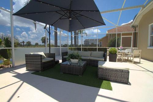 Entire home with pool and lake view and Golf course by Disney photo 45