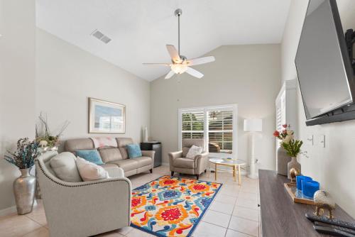 Private Oasis in Kissimmee - Pool, BBQ, Free Parking photo 10