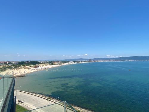 Foto PARADISO 'В' 607 Large Luxury Apartment 1