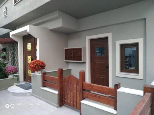 Cosy Vacation in Peraia