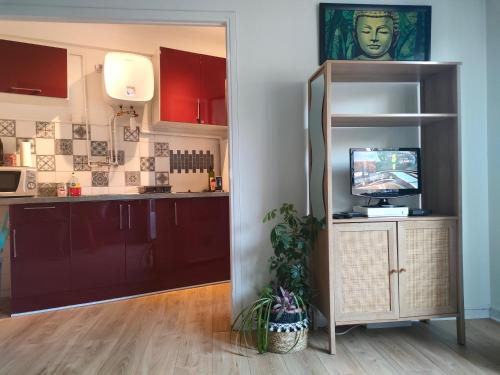 Bel appartement à 5 min du port de la place Garibaldi et du vieux Nice Beautiful apartment 5 minutes from port Place Garibaldi ans Old Nice