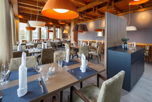 Restaurace v ubytování Hotel & Restaurant Chärnsmatt