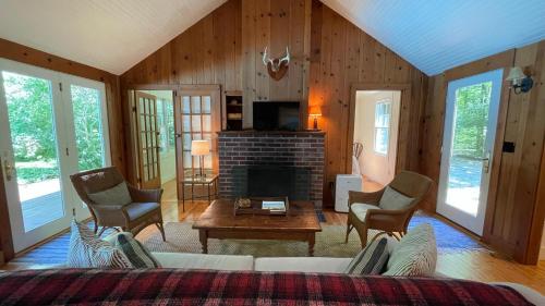 Cross Creek Pool House – Photos 5