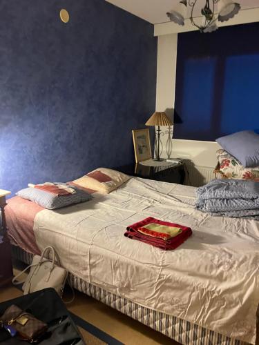Postel nebo postele na pokoji v ubytování Pori City Center 1 bedroom apartment