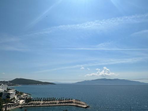 a view of a large body of water at Apartment Caroline in Sarandë