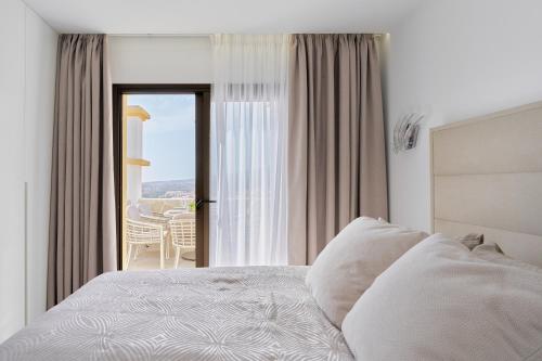 WINDSOR OCEAN PEARL APARTMENT