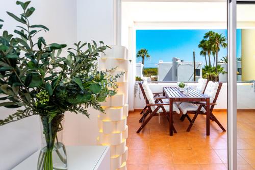 Cabanas Sea View APT in Golden