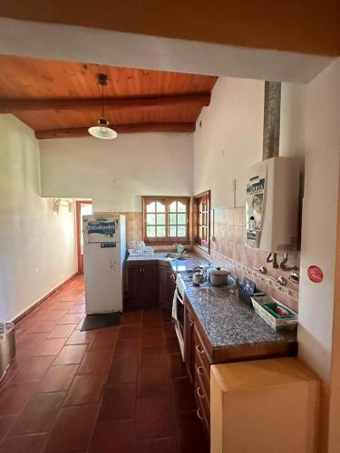 A kitchen or kitchenette at quinta iaia