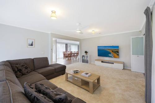 Gallery image of Great Ocean Road Retreat in Warrnambool