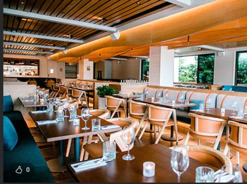 Posezení v ubytování Broadbeach Business or Leisure