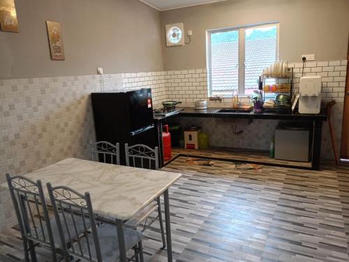 Dapur atau dapur kecil di ArDiNa SweetHoMe MINI POOL