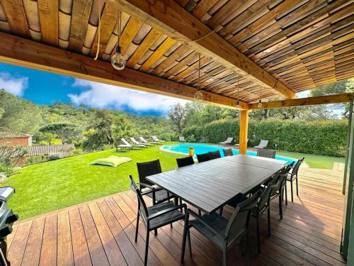 Photo de la galerie de l'établissement Villa Golfe de Saint Tropez, à Cogolin