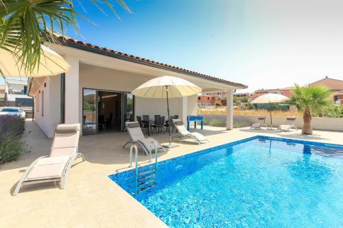 New modern villa Riz with private pool near the town center and beach by WiiBuk
