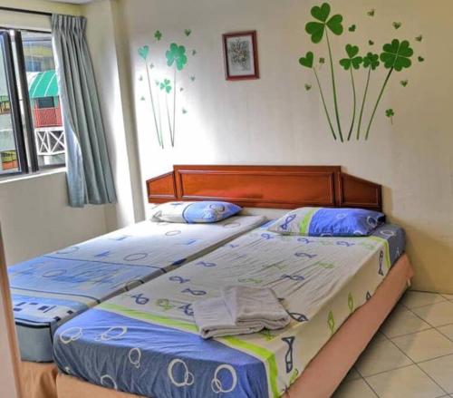 Легло или легла в стая в Affordable Cozy Apartment @ Coral Bay Resort