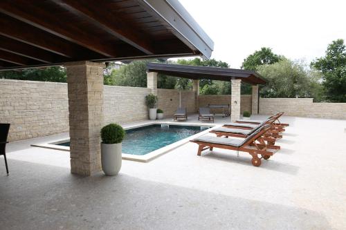 Apartment Tomic M 6 for 4 persons with pool in Maj Poreč