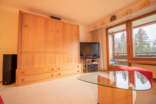 Rehwiesa C24 - Alpenstudio mit Weisshornblick - Hallenbad-by Arosa Stay