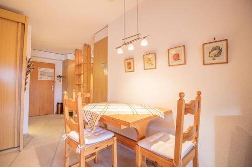 Rehwiesa C24 - Alpenstudio mit Weisshornblick - Hallenbad-by Arosa Stay