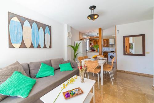 Afbeelding uit fotogalerij van Ático vista mar Los Cristianos in Los Cristianos