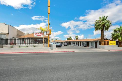 an empty street in front of a motel at Desert Moon Motel in Las Vegas