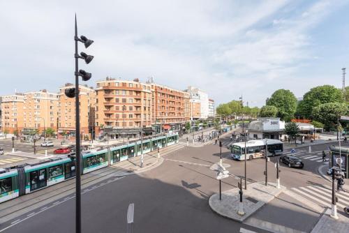 Studio lumineux Paris Est - Serurier