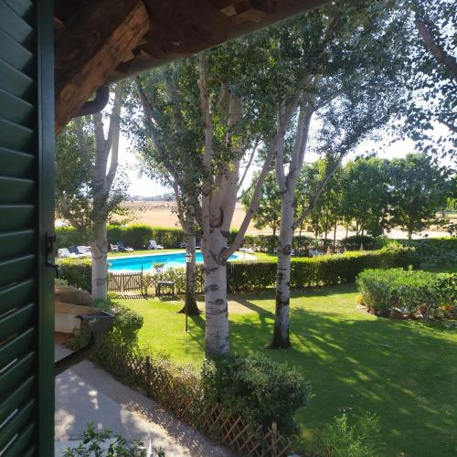 Hotel Villaggio Le Stellineの敷地内または近くにあるプール