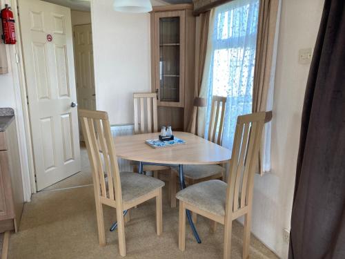 Φωτογραφία από το άλμπουμ του Luxury 8 and 6 berth caravans σε Jaywick Sands