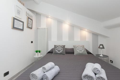 Just Urban Stays - Impressive 1BR Penthouse in City Center - Metro M2 M4