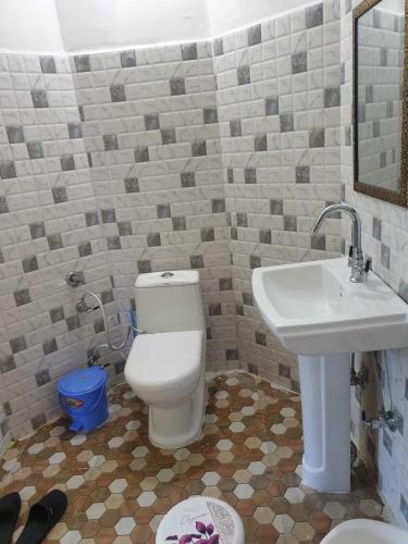 Gallery image of Hotel O Raj Shah Hotel And Resturant in Wāngom